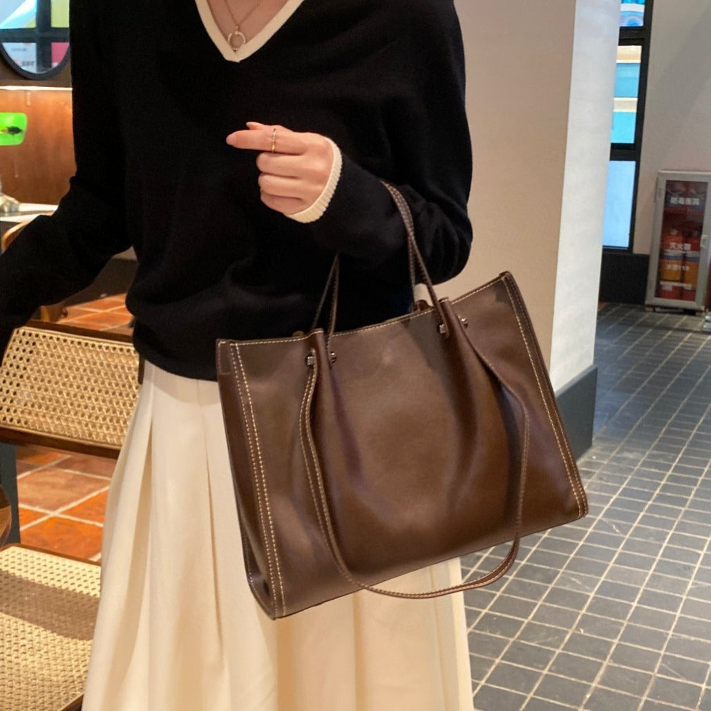 Genuine Leather Large Capacity Tote Shoulder Bag Luxury Portable for Everyday Women On The Go