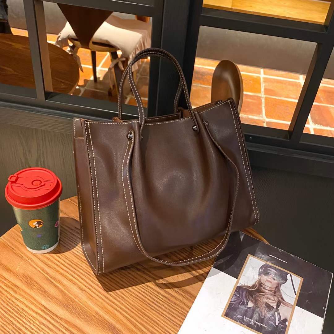 Genuine Leather Large Capacity Tote Shoulder Bag Luxury Portable for Everyday Women On The Go