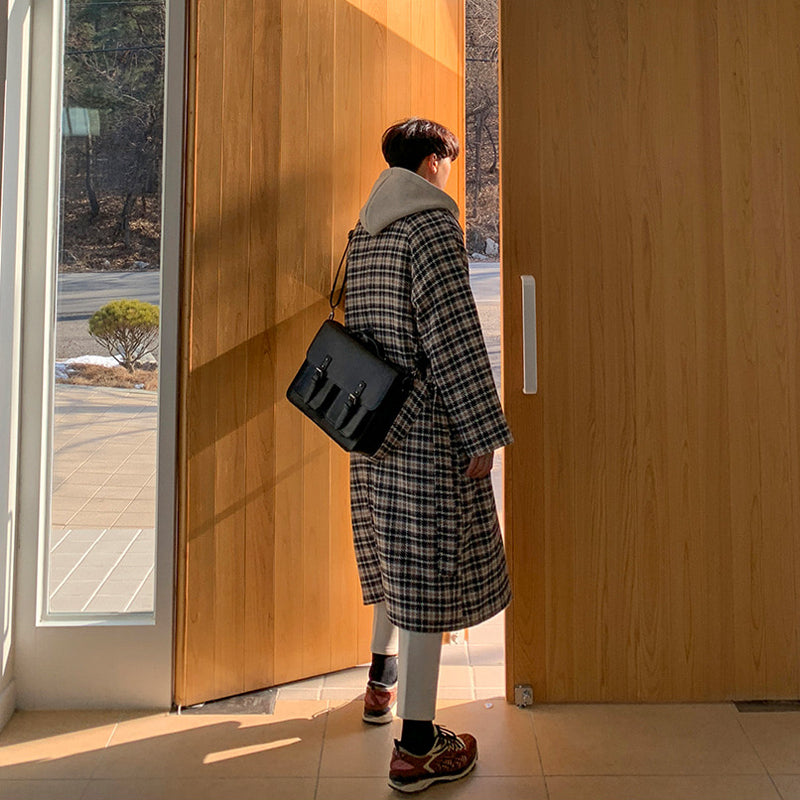 Mens Korean Inspired Matte PU Crossbody Laptop Messenger Bag 13 Inch Water Resistant Flap Cover